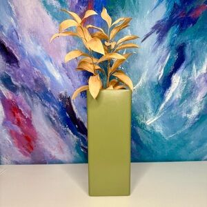 Floraline McCoy USA 448 Matte Green Planter Vase Pottery Ceramic Plant Pot MCM